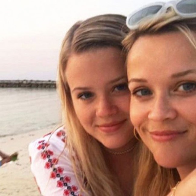 Reese Witherspoon, Ava Phillippe